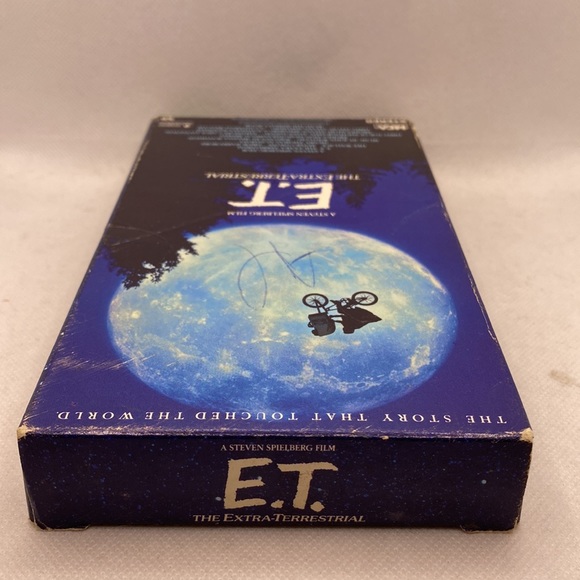 E.T. The Extra-Terrestrial VHS Green and Black Tape Steven Spielberg 1982 - Picture 7 of 12